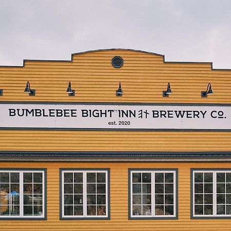 Bumblebee Bight Inn Pilley's Island Exterior photo